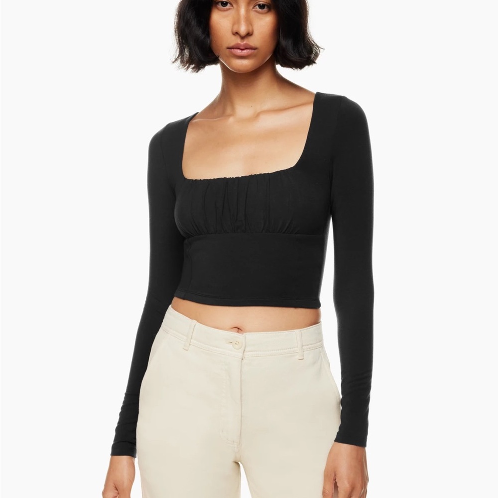 Aritzia Orbit Black Long Sleeve Top